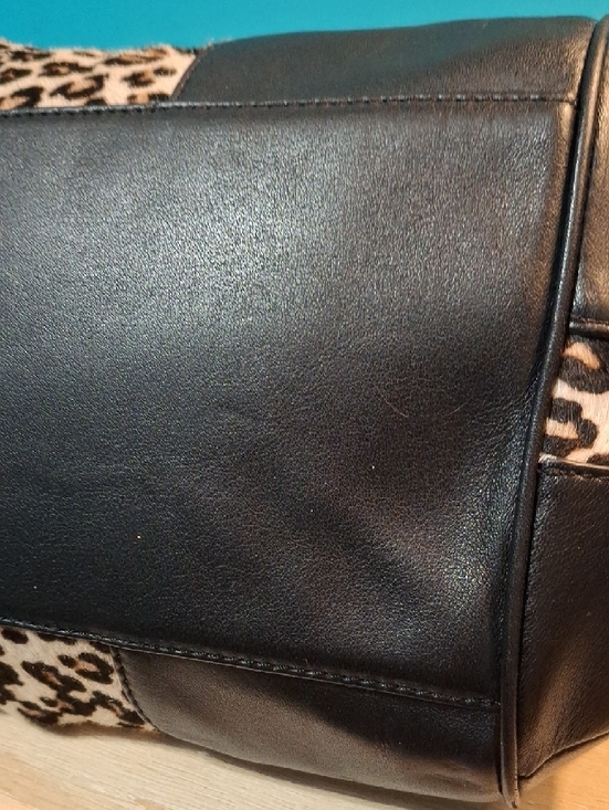 Ann Taylor Leopard Print Shoulder Bag with Black Accents - Picture 6 of 13